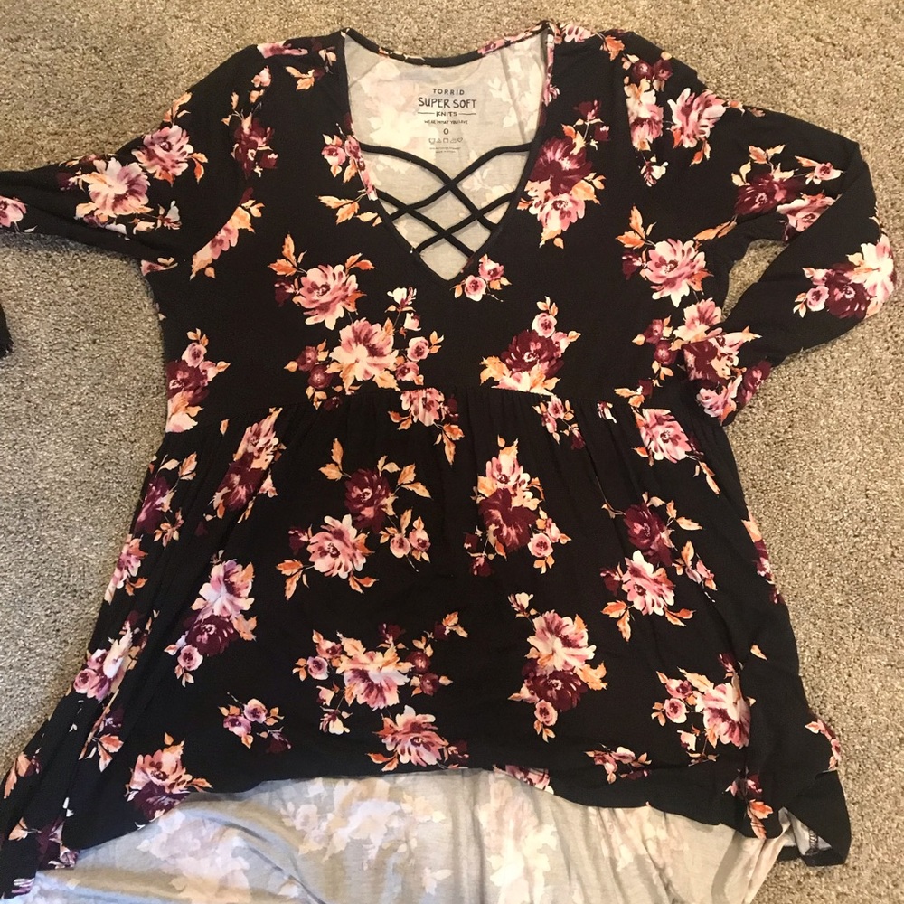 Torrid floral top size 0